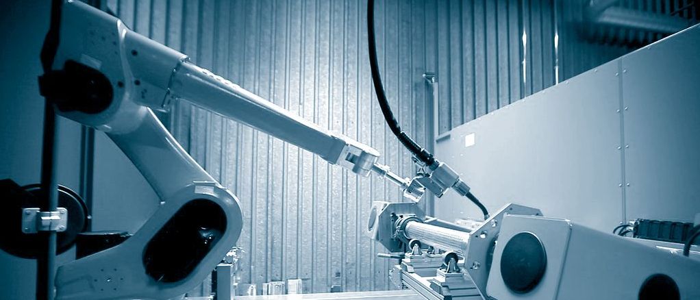 Bras de robot avec dispositif de soudage