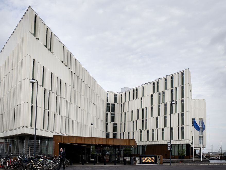 Torkil_Adsersen-Perfox_UN_City-COLOR_10