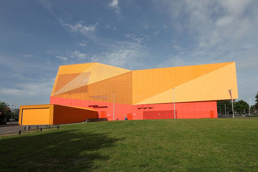 théâtre et centre de congrès AGORA à Lelysatd