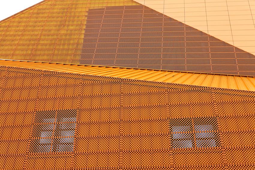 théâtre et centre de congrès AGORA à Lelysatd